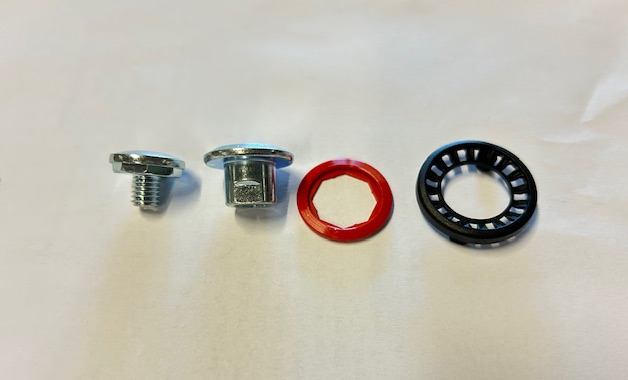 Skruvkit till RS+RR900T (skäret)